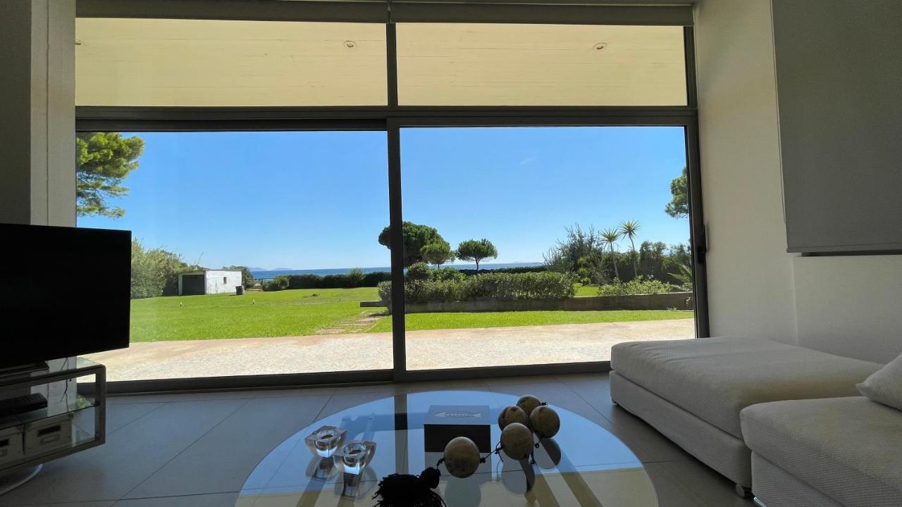 Beachfront Villa Hoopoe Schinias, Marathon Kültér fotó