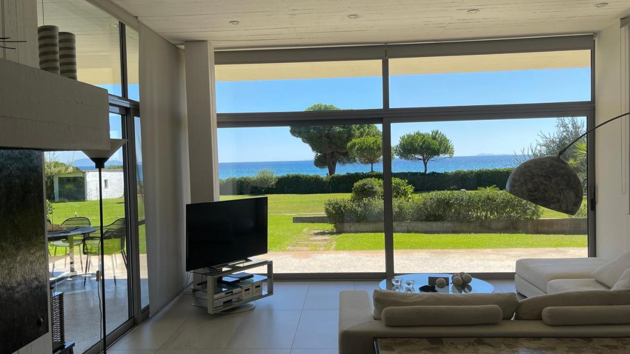 Beachfront Villa Hoopoe Schinias, Marathon Kültér fotó
